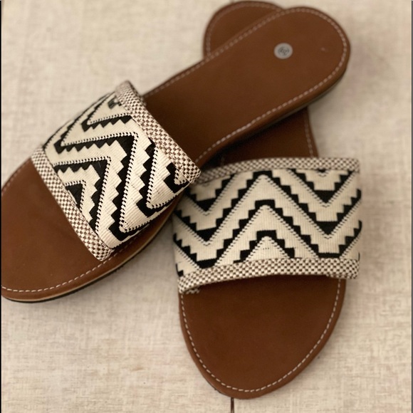 Handmade Straw Slide Sandals Open Toe Mule Black and Natural Woven. Size 39 - Picture 4 of 7